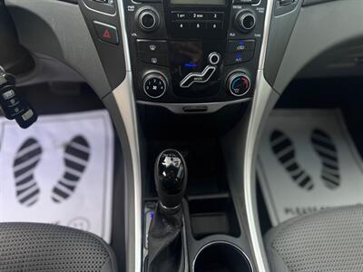 2011 Hyundai SONATA GLS   - Photo 10 - Hobart, IN 46342