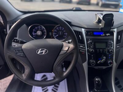 2011 Hyundai SONATA GLS   - Photo 9 - Hobart, IN 46342