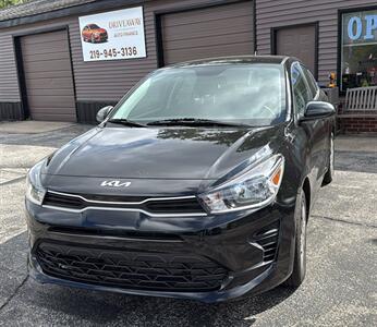 2023 Kia Forte LX   - Photo 2 - Hobart, IN 46342