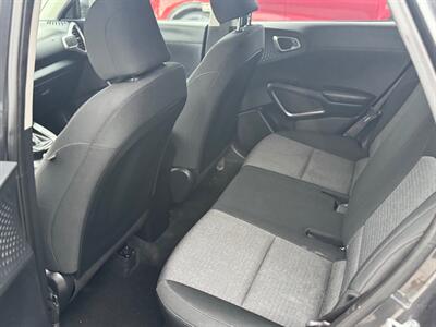 2021 Kia Soul S   - Photo 6 - Hobart, IN 46342