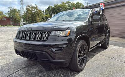 2019 Jeep Grand Cherokee Laredo   - Photo 3 - Hobart, IN 46342