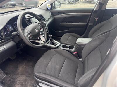 2020 Hyundai ELANTRA SEL - Photo 7 - Hobart, IN 46342