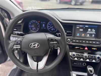2020 Hyundai ELANTRA SEL - Photo 9 - Hobart, IN 46342