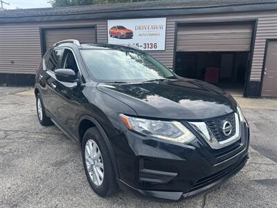 2018 Nissan Rogue SV   - Photo 1 - Hobart, IN 46342
