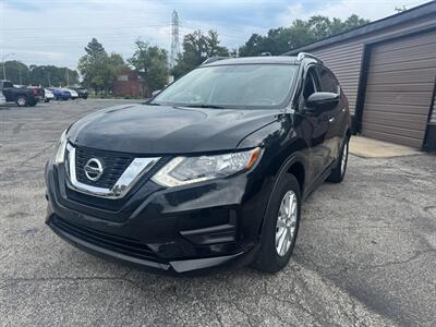2018 Nissan Rogue SV   - Photo 3 - Hobart, IN 46342