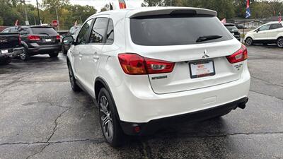 2016 Mitsubishi Outlander Sport 2.4 ES   - Photo 4 - Hobart, IN 46342