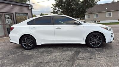 2021 Kia Forte GT-Line   - Photo 6 - Hobart, IN 46342