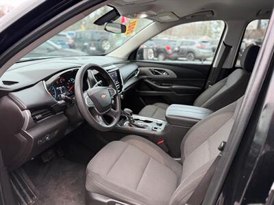 2021 Chevrolet Traverse LS   - Photo 6 - Hobart, IN 46342