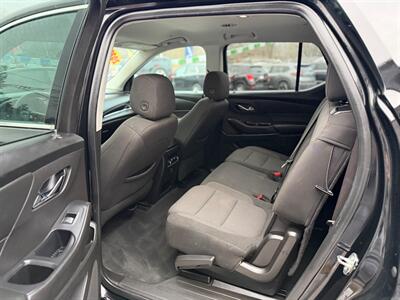 2021 Chevrolet Traverse LS   - Photo 7 - Hobart, IN 46342