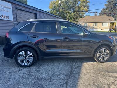 2022 Kia Niro EV S - Photo 8 - Hobart, IN 46342
