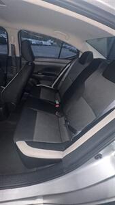 2022 Nissan Versa SV - Photo 6 - Hobart, IN 46342