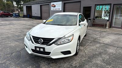 2017 Nissan Altima 2.5   - Photo 2 - Hobart, IN 46342