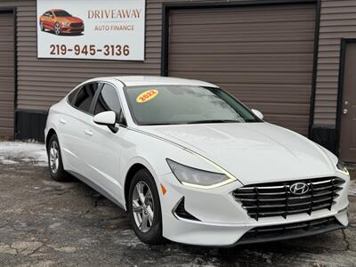 2022 Hyundai SONATA SE   - Photo 1 - Hobart, IN 46342