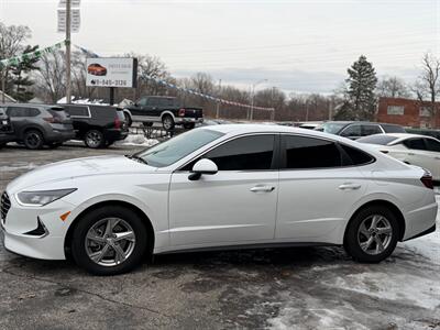 2022 Hyundai SONATA SE   - Photo 3 - Hobart, IN 46342