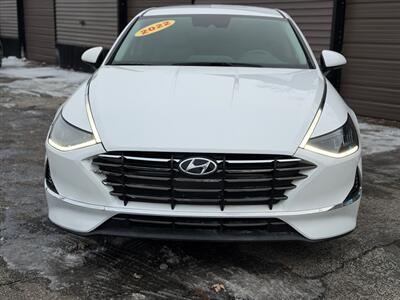 2022 Hyundai SONATA SE   - Photo 2 - Hobart, IN 46342