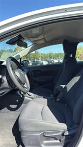 2022 Toyota Corolla LE - Photo 7 - Hobart, IN 46342