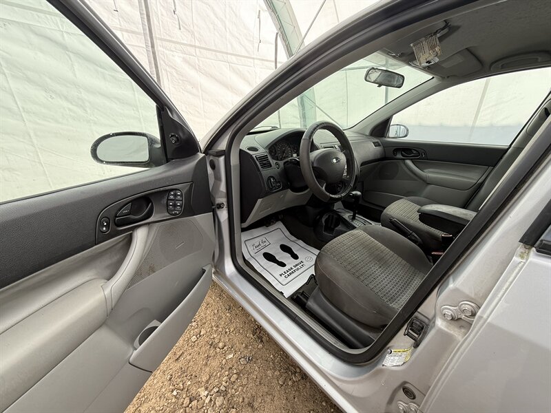 2007 Ford Focus ZX4 S - Photo 5 - Dennisville, NJ 08214