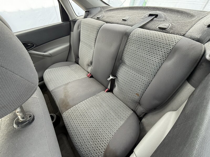 2007 Ford Focus ZX4 S - Photo 9 - Dennisville, NJ 08214