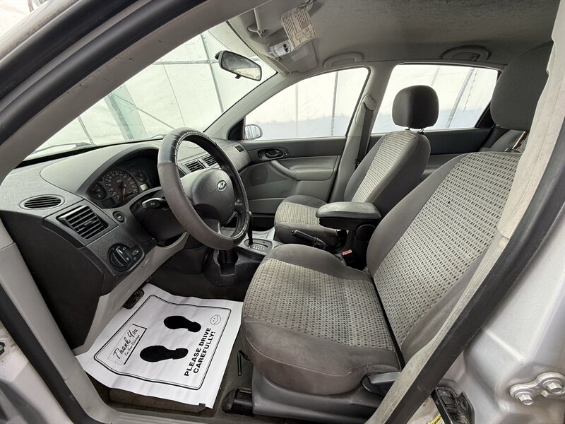 2007 Ford Focus ZX4 S - Photo 6 - Dennisville, NJ 08214