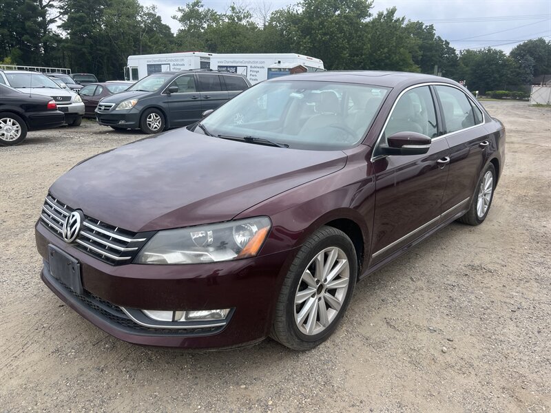 2013 Volkswagen Passat SEL Premium PZEV  