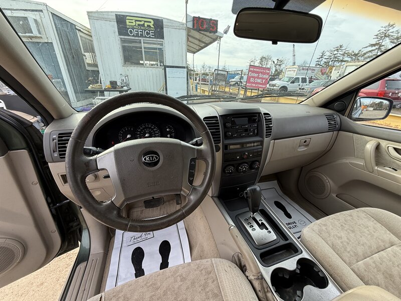 2005 Kia Sorento LX - Photo 7 - Dennisville, NJ 08214