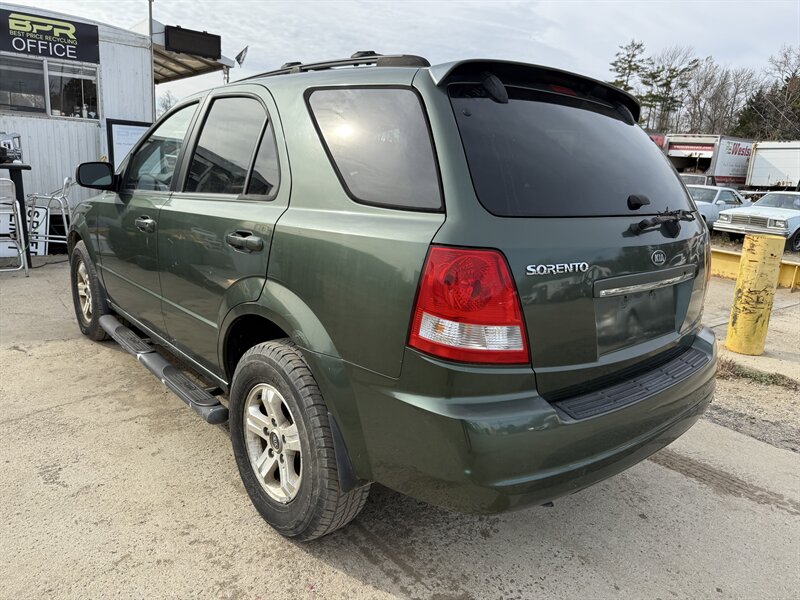 2005 Kia Sorento LX - Photo 2 - Dennisville, NJ 08214