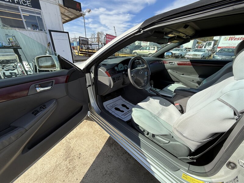 2004 Toyota Camry Solara SE V6 - Photo 5 - Dennisville, NJ 08214