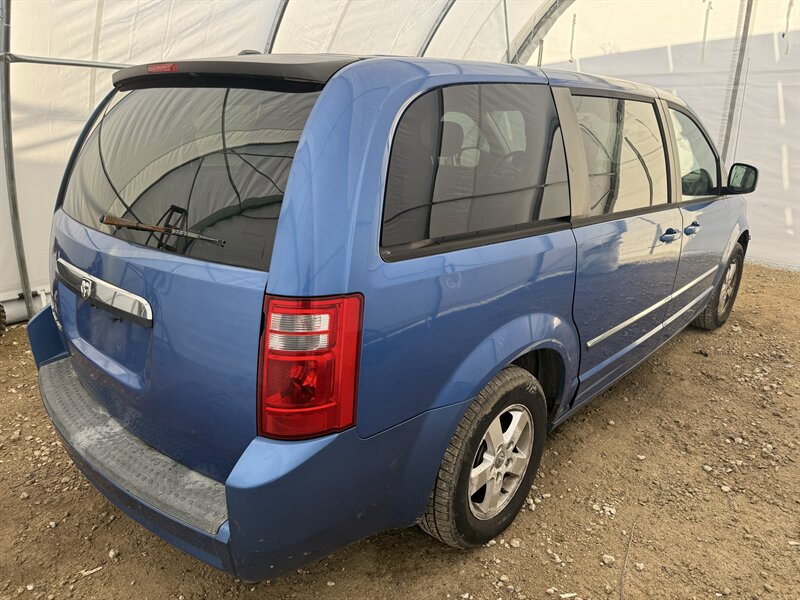 2008 Dodge Grand Caravan SXT - Photo 2 - Dennisville, NJ 08214