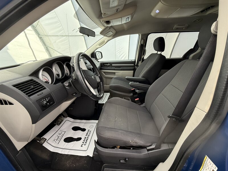 2008 Dodge Grand Caravan SXT - Photo 8 - Dennisville, NJ 08214