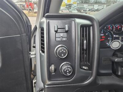 2015 Chevrolet Silverado 2500 LT   - Photo 14 - Conroe, TX 77301