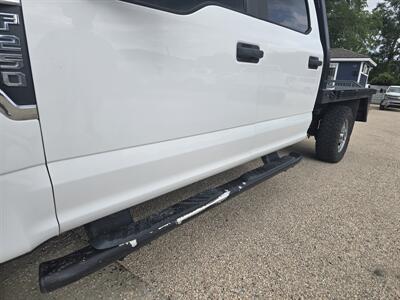 2018 Ford F-250 Super Duty XL  Flatbed Gooseneck - Photo 11 - Conroe, TX 77301