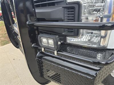 2018 Ford F-250 Super Duty XL  Flatbed Gooseneck - Photo 13 - Conroe, TX 77301