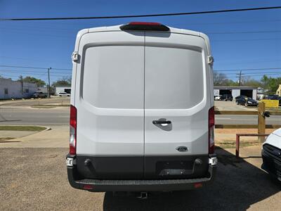 2018 Ford Transit 350   - Photo 6 - Conroe, TX 77301