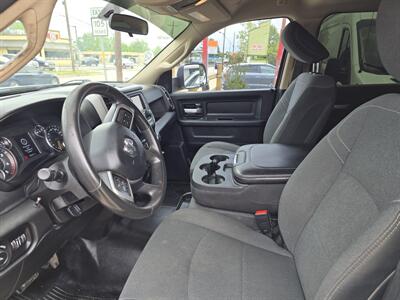 2019 RAM 2500 Tradesman   - Photo 16 - Conroe, TX 77301