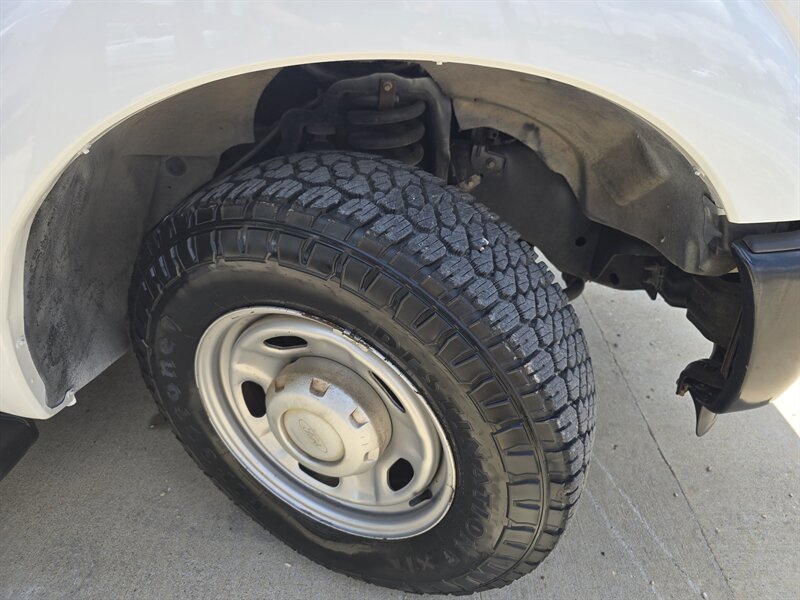 2015 Ford F-250 Super Duty XL - Photo 9