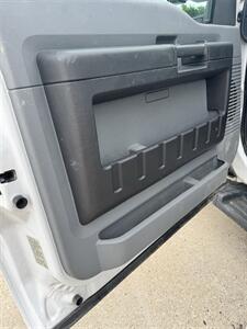 2015 Ford F-250 Super Duty XL   - Photo 16 - Conroe, TX 77301