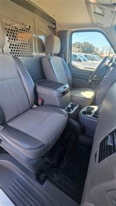 2021 Nissan NV 2500 HD SV   - Photo 3 - Conroe, TX 77301