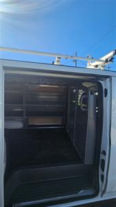 2021 Nissan NV 2500 HD SV   - Photo 6 - Conroe, TX 77301