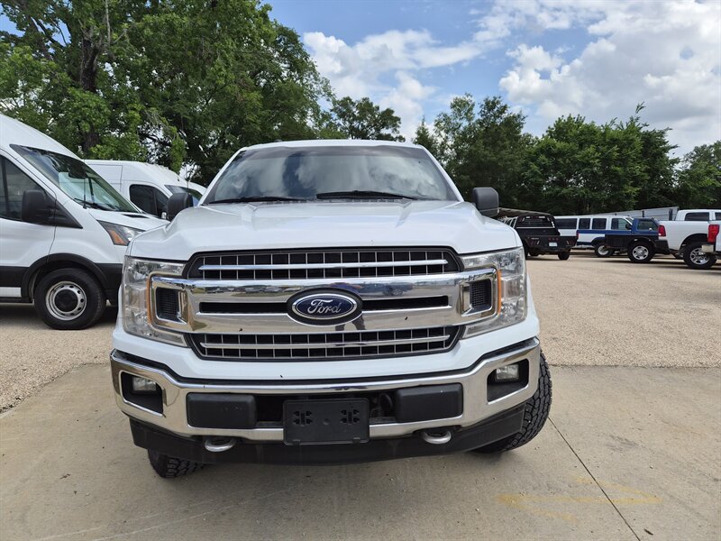 Shadow Black 2018 Ford F-150 XLT SuperCrew LB 4WD Pickup Truck Four-Wheel Drive Automatic