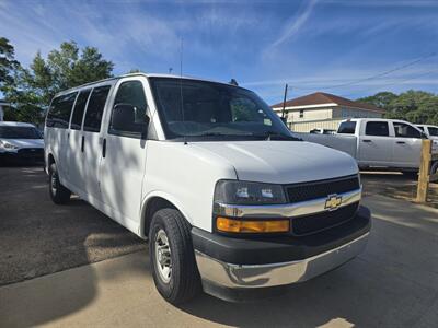 2019 Chevrolet Express LT 3500  15 Passenger Van - Photo 5 - Conroe, TX 77301