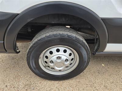 2020 Ford Transit 250 AWD - Photo 16 - Conroe, TX 77301
