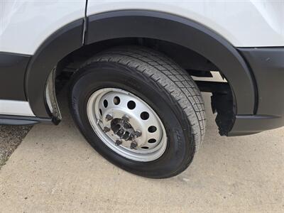 2020 Ford Transit 250 AWD - Photo 15 - Conroe, TX 77301