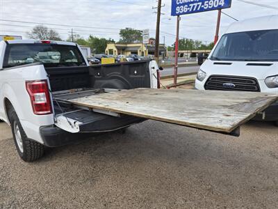 2018 Ford F-150 XL  Medium Bed - Photo 17 - Conroe, TX 77301