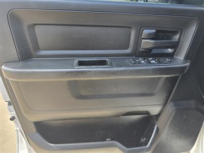 2018 RAM 2500 Tradesman Gooseneck - Airbags - Photo 26 - Conroe, TX 77301