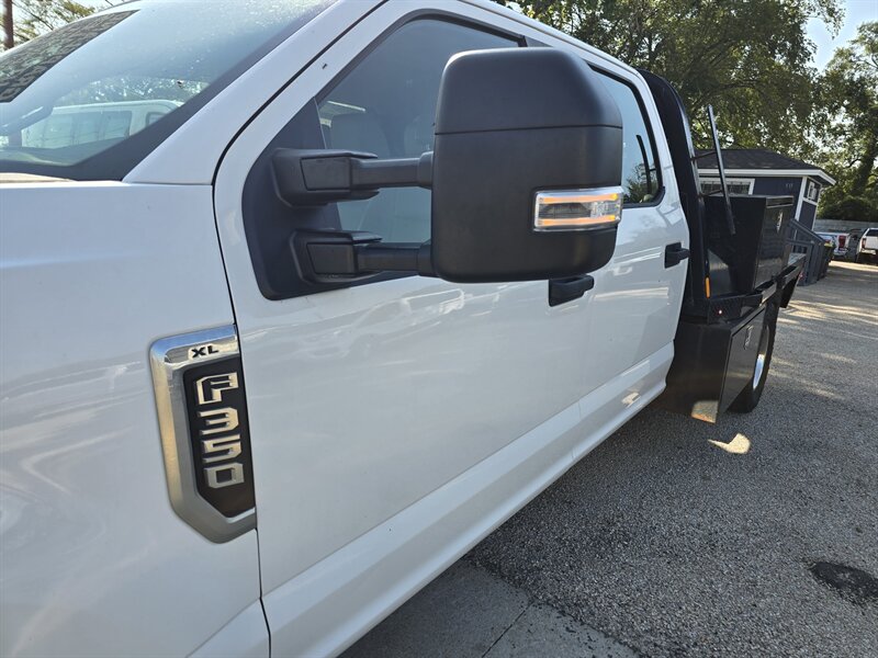 2022 Ford F-350 Super Duty XL  