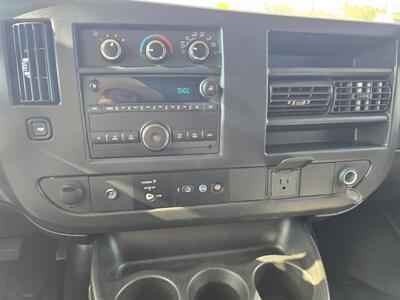 2018 Chevrolet Express 2500   - Photo 18 - Conroe, TX 77301