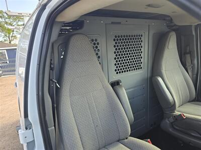 2018 Chevrolet Express 2500   - Photo 11 - Conroe, TX 77301