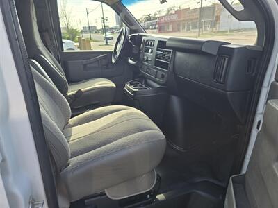 2018 Chevrolet Express 2500   - Photo 10 - Conroe, TX 77301