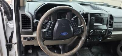 2019 Ford F-350 Super Duty XL   - Photo 18 - Conroe, TX 77301