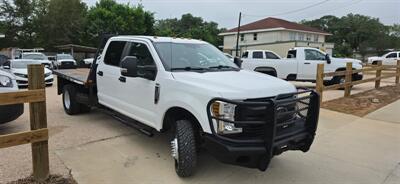 2019 Ford F-350 Super Duty XL   - Photo 4 - Conroe, TX 77301
